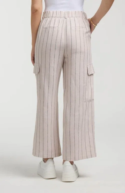 Ellen Tracy Wide Leg Linen Blend Cargo Pants In Neutral