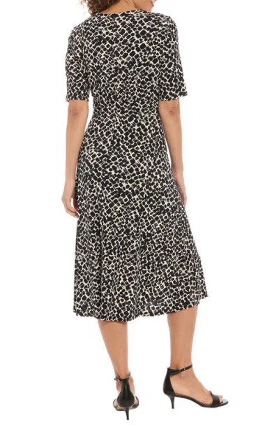 London Times Short Sleeve Inset Waist Fit & Flare Midi Dress