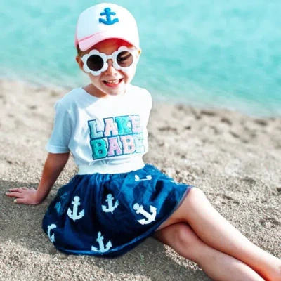 Sweet Wink Lake Babe Patch Short Sleeve T-shirt In White