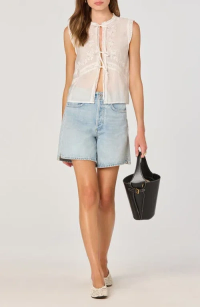 Astr The Label Lace Trim Tie Front Top In White
