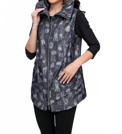Liv By Habitat Cinch Toggle Vest In Black