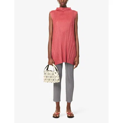 Issey Miyake Womens Dark Red Lamp Shade Sleeveless Knitted Top In Red