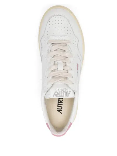 Autry Medalist Low Sneakers In White And Polignac Leather Shoes In White