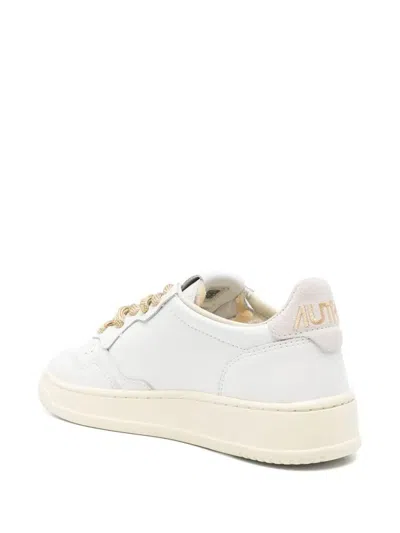 Autry Medalist Low Sneakers In White Leather And Suede Heel Tab Shoes