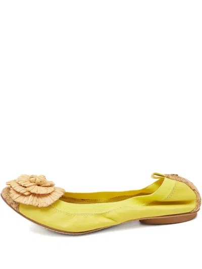 Pre-owned Chanel Leather Flower Ballet Flats