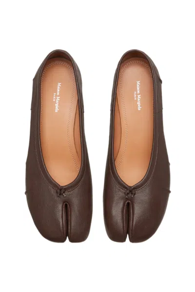 Maison Margiela Ballerina Shoes In Soft Textured Leather In Brown