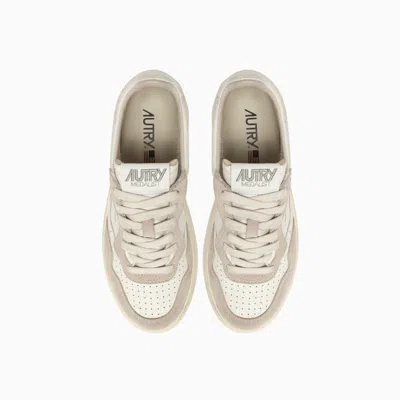 Autry Medalist Low Aulw Sneakers Vy01