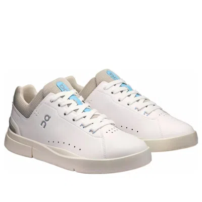 On The Roger Advantage Sneakers In White