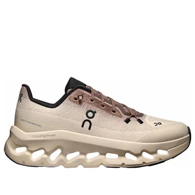 On (wmns)  Running Cloudtilt 'clove Sand' In Neutral