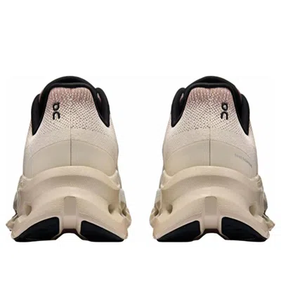 On (wmns)  Running Cloudtilt 'clove Sand' In Neutral