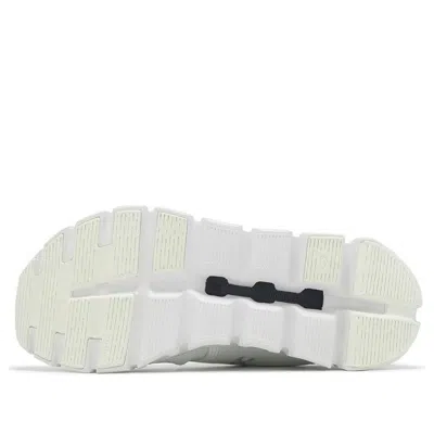 On (wmns)  Running Cloud 6 'white'