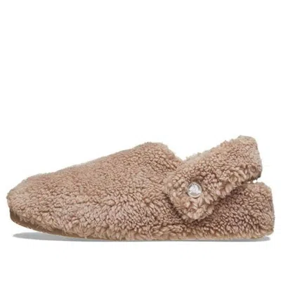 Crocs Classic Cozzzy Slipper In Mushroom