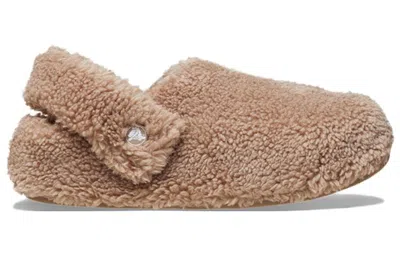 Crocs Classic Cozzzy Slipper In Mushroom