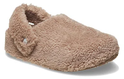 Crocs Classic Cozzzy Slipper In Mushroom