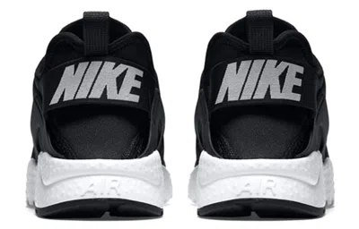 Nike (wmns)  Air Huarache Run Utra 'black White' In Multi