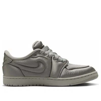 Air Jordan (wmns)  1 Low Method Of Make 'satin Grey' In Black