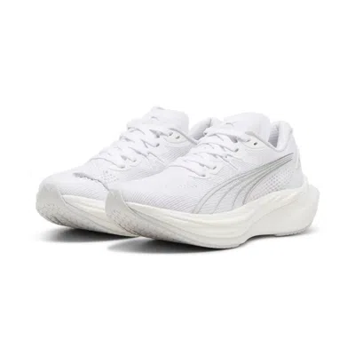 Puma Deviate Nitro 3 Running Shoes In White