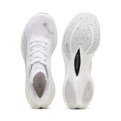 Puma Deviate Nitro 3 Running Shoes In White