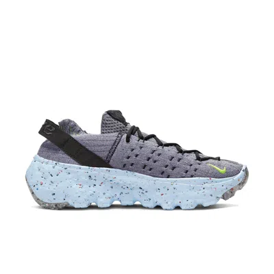Nike (wmns)  Space Hippie 04 'this Is Trash - Volt' In Multi