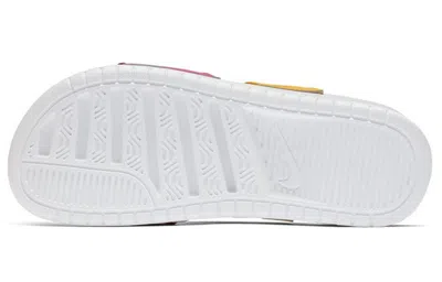 Nike (wmns)  Benassi Duo Ultra Slide 'metallic Summit White' In Multi