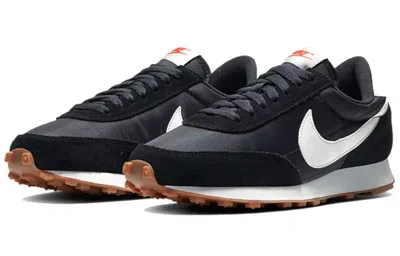 Nike Daybreak "black/white" Sneakers In Black