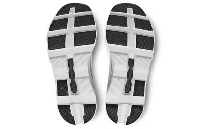 On Running (wmns)  Cloudmonster 'undyed White Black'