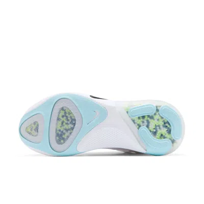 Nike (wmns)  Joyride Run Flyknit 'white Barely Volt' In Multi