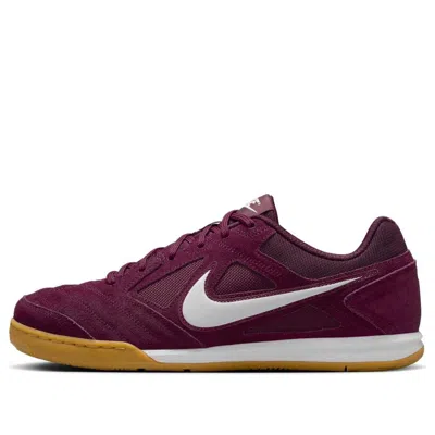 Nike Gato Sneakers Bordeaux