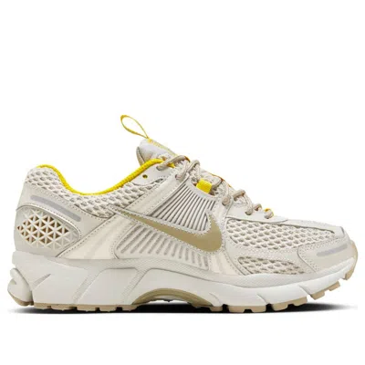 Nike (wmns)  Air Zoom Vomero 5 'light Bone' In Neutral