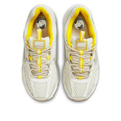 Nike (wmns)  Air Zoom Vomero 5 'light Bone' In Neutral