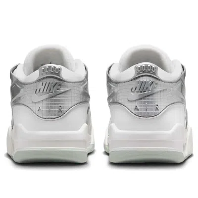 Air Jordan (wmns)  4 Rm 'chrome' In White