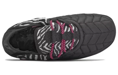 New Balance Unisex Mocv2