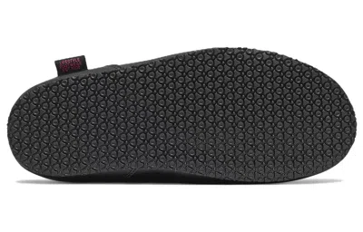 New Balance Unisex Mocv2