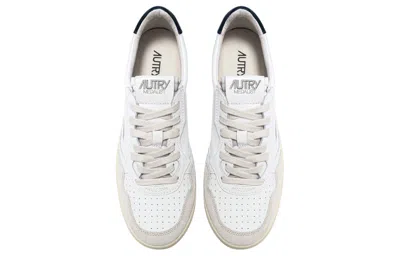 Autry Medalist Suede-panel Sneakers In White