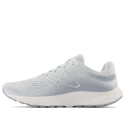 New Balance Women's 520v8