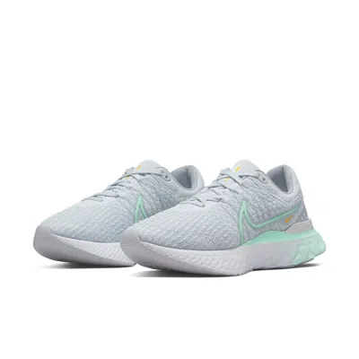 Nike (wmns)  React Infinity Run Flyknit 3 'pure Platinum Mint Foam' In Gray