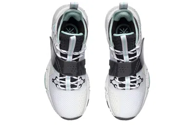 Li-ning Wade Block 'white Green' In Gray