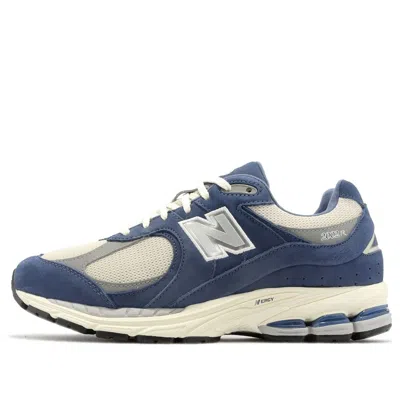 New Balance 2002r Trainers