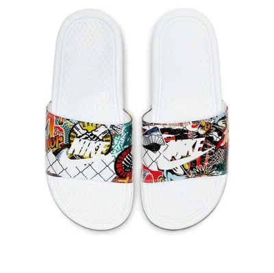 Nike (wmns)  Benassi Jdi Print Slide 'china Hoop Dreams' In Multi