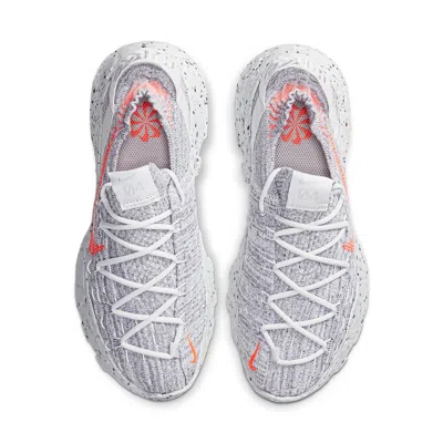 Nike (wmns)  Space Hippie 04 'this Is Trash - Crimson' In Gray