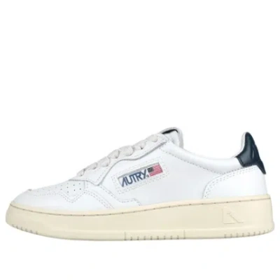 Autry Leather Sneakers With Back Contrasting Patch In White