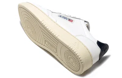 Autry Leather Sneakers With Back Contrasting Patch In White