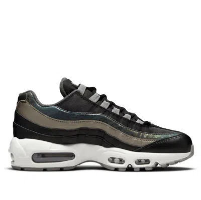 Nike (wmns)  Air Max 95 'reflective Iridescent Camo' In Black
