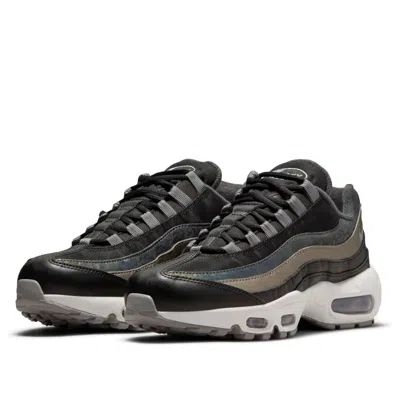 Nike (wmns)  Air Max 95 'reflective Iridescent Camo' In Black