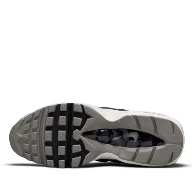 Nike (wmns)  Air Max 95 'reflective Iridescent Camo' In Black