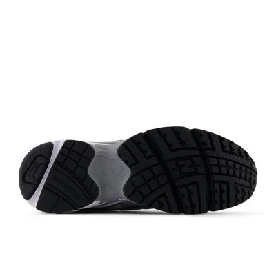 New Balance Mens  725