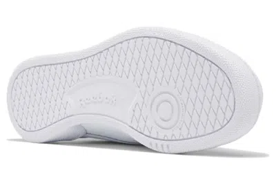 Reebok Round Toe Low-top Casual Shoes In White