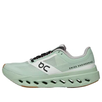 On Cloudtec Trainers In Green