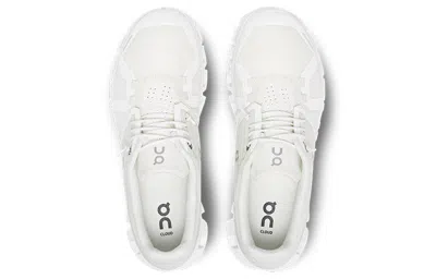 On Cloud 6 Sneakers With Round Toe And Rubber Sole In White