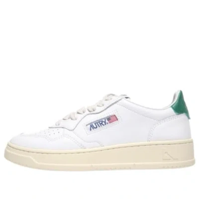 Autry Medalist Low Sneakers In White And Green Leather In White